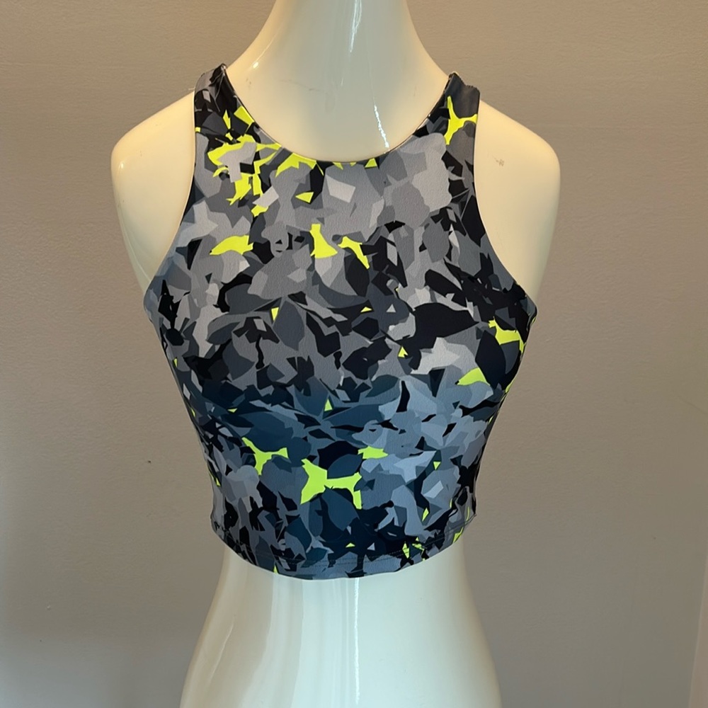 ⭐️3/$10⭐️ Sports Bra/Crop Top